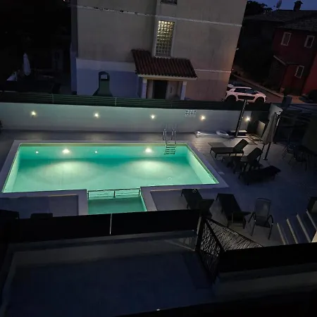 Apartmán Luksuzni Asi S Bazenom Fažana